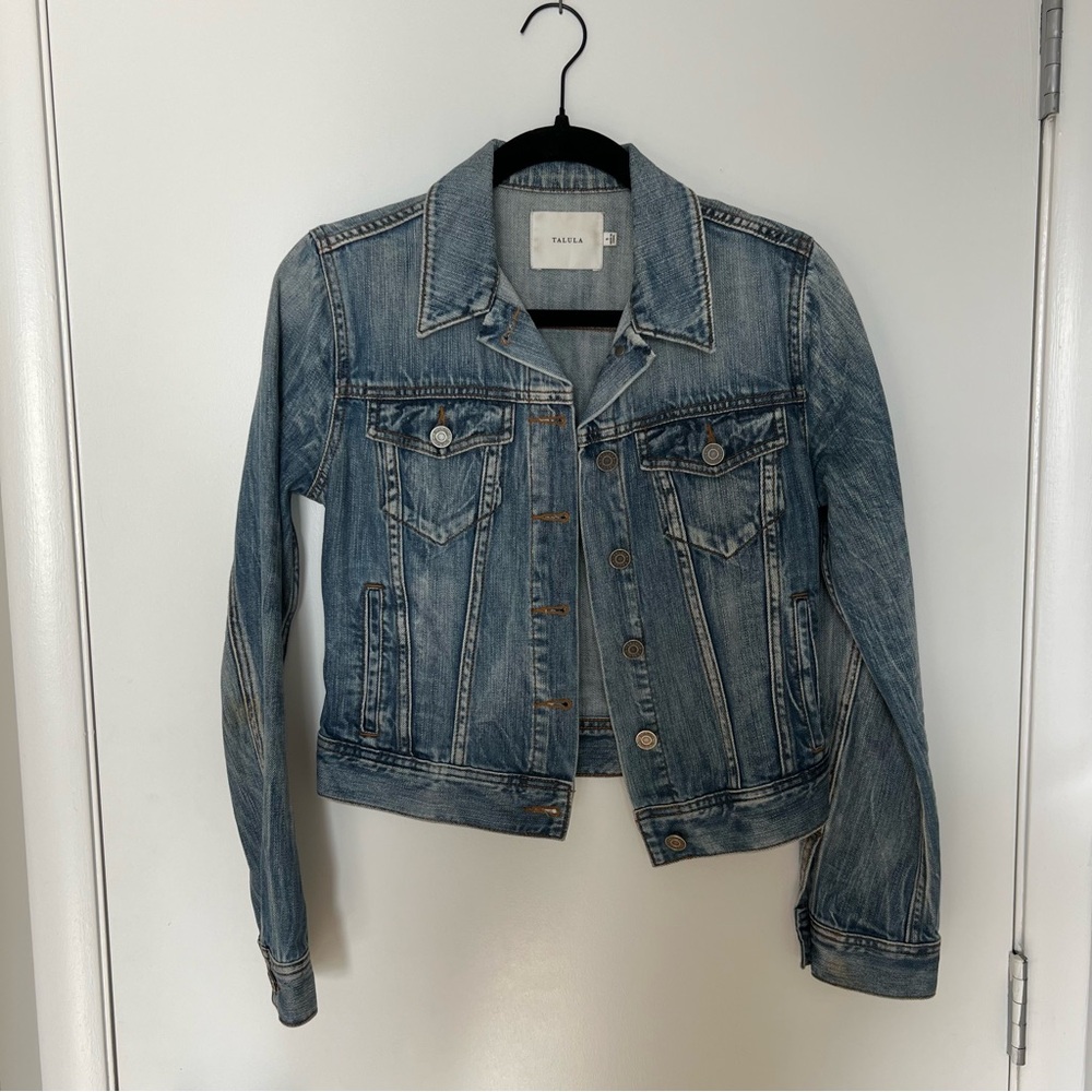 Aritzia Talula cropped denim jacket